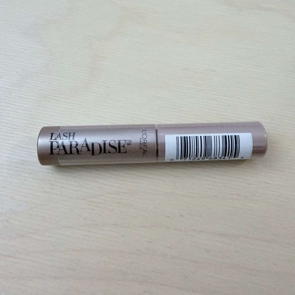 New L'Oréal Paris Voluminous Lash Paradise Mascara - Black 201